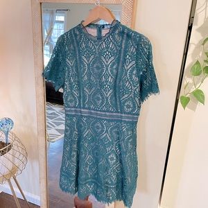 BB Dakota Emerald Green Cocktail Dress